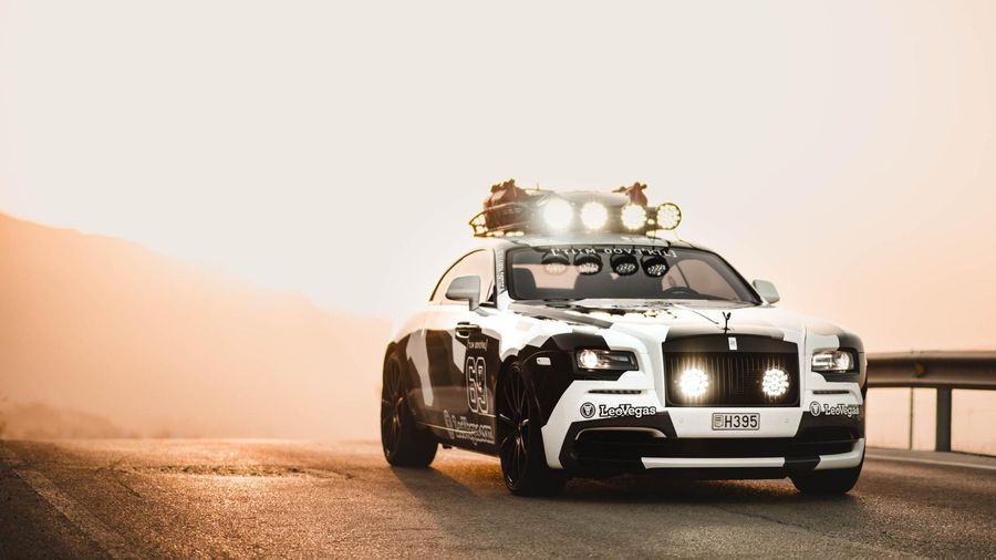 Nếu thích một chiếc Rolls-Royce Wraith 810 mã lực hoang dại, hãy tìm đến Jon Olsson