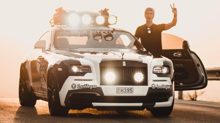 Nếu thích một chiếc Rolls-Royce Wraith 810 mã lực hoang dại, hãy tìm đến Jon Olsson