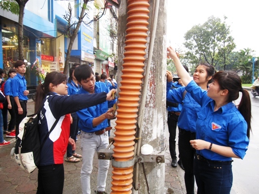 Khó xử lý dứt điểm quảng cáo, rao vặt trái phép