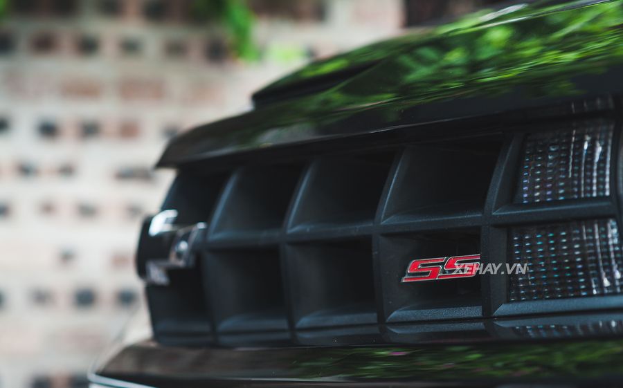 Chiêm ngưỡng Chevrolet Camaro Transformer Edition lăn bánh trên phố Hà Nội