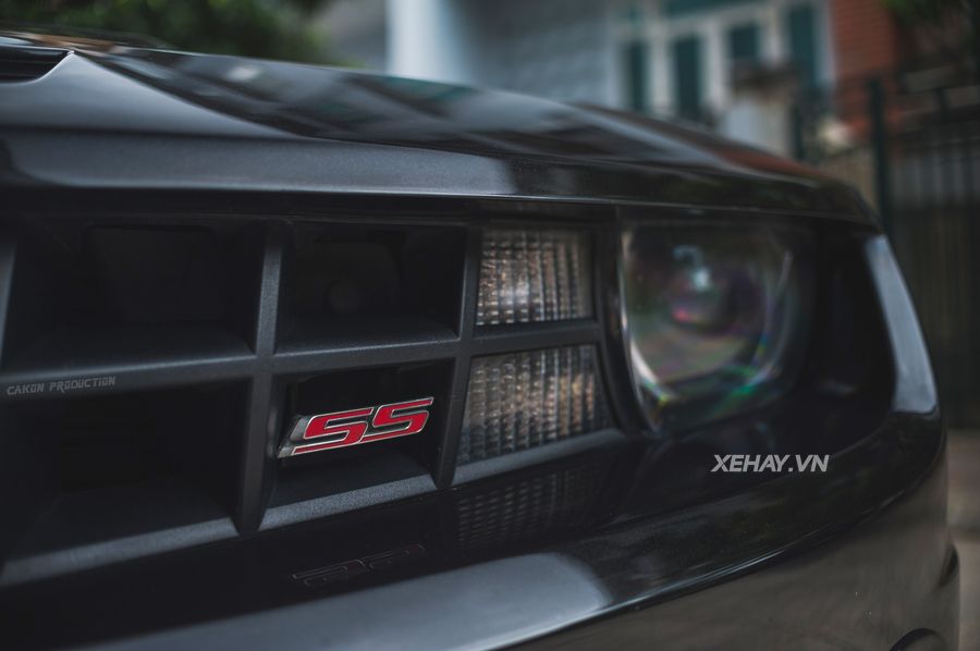 Chiêm ngưỡng Chevrolet Camaro Transformer Edition lăn bánh trên phố Hà Nội