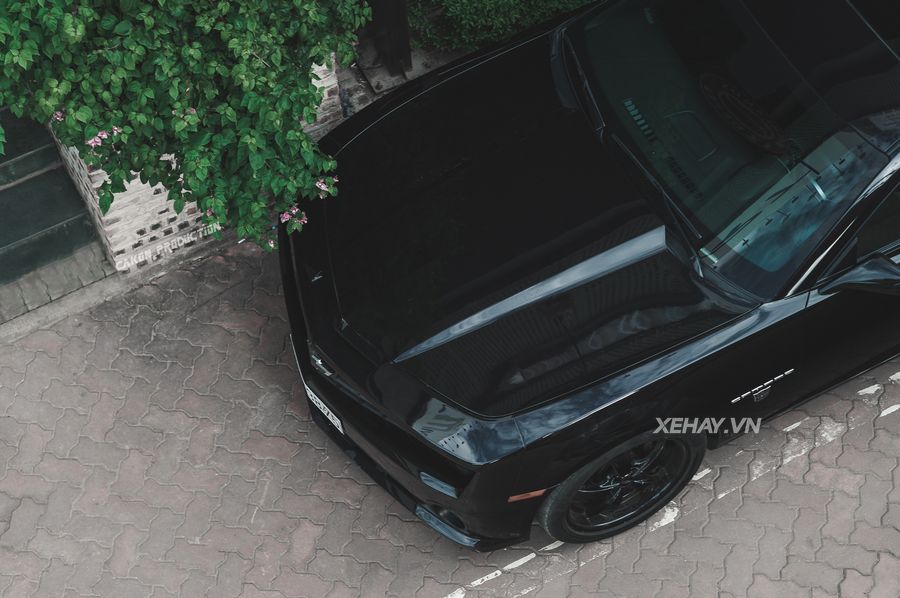 Chiêm ngưỡng Chevrolet Camaro Transformer Edition lăn bánh trên phố Hà Nội