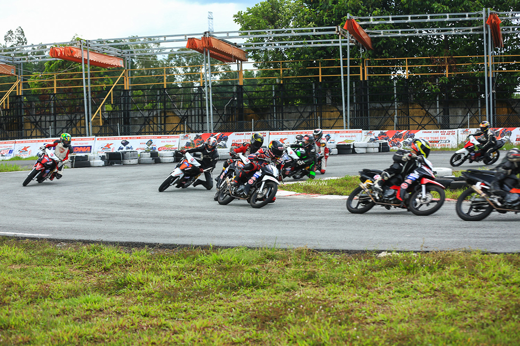 [Vietnam Moto Racing Championship 2018] Tường thuật chặng 1, hạng mục Blade 110cc