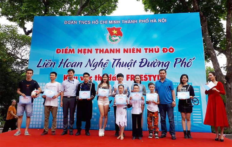Sôi nổi Liên hoan nghệ thuật đường phố