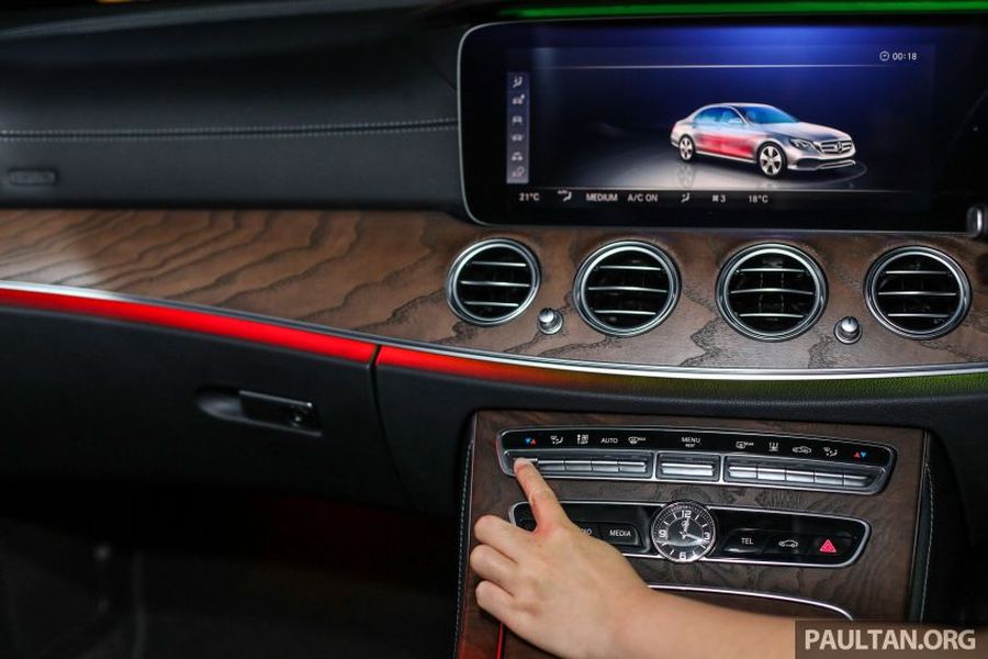 [VIDEO] Mercedes-Benz E-Class thế hệ W213 cập nhật có giá từ 1,78 tỷ tại Malaysia