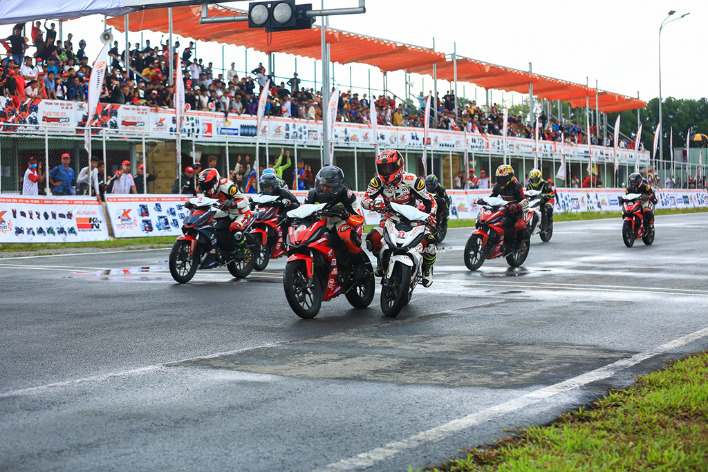 [Vietnam Moto Racing Championship 2018] Tường thuật chặng 1, hạng mục Winner 150cc