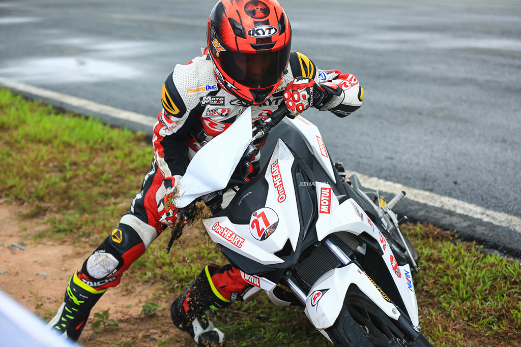 [Vietnam Moto Racing Championship 2018] Tường thuật chặng 1, hạng mục Winner 150cc