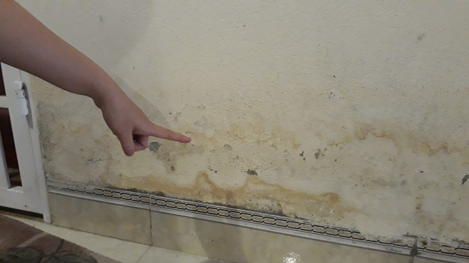 Cư dân kiến nghị chung cư Hợp Lực thiếu diện tích, tường thấm nước