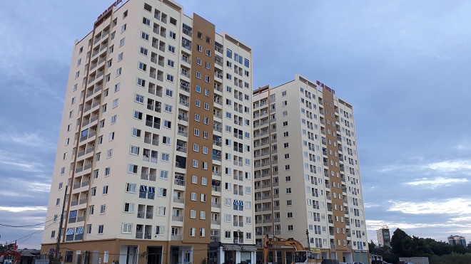 Cư dân kiến nghị chung cư Hợp Lực thiếu diện tích, tường thấm nước