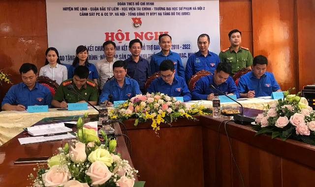 Hỗ trợ nâng cấp sân chơi thanh thiếu nhi huyện Mê Linh