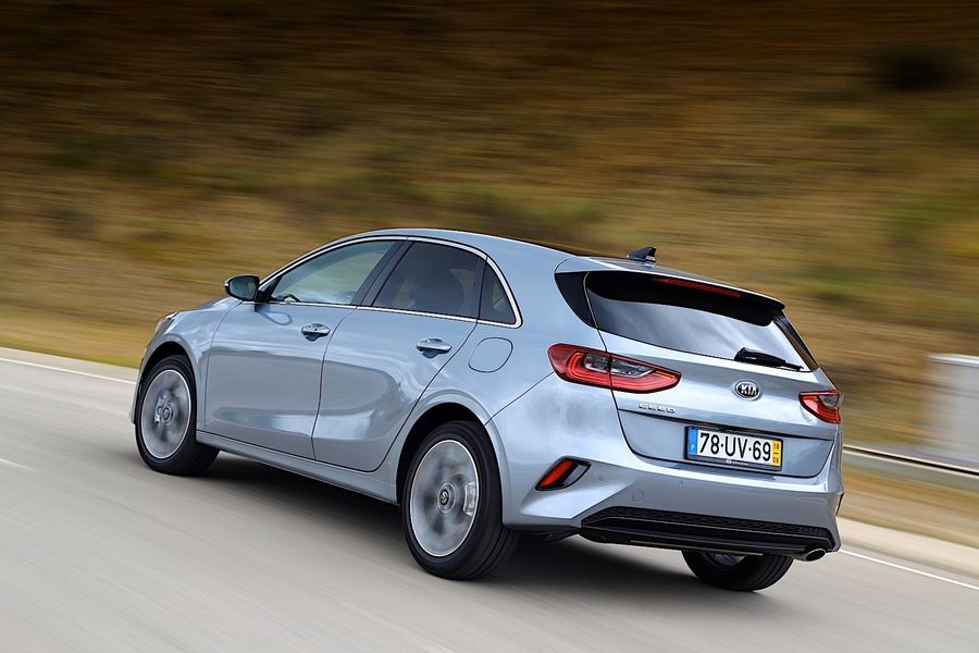 Kia Ceed 2018 sẽ được bán ra đầu tiên tại châu Âu vào tháng 8 năm nay, giá bán từ 554 triệu VNĐ