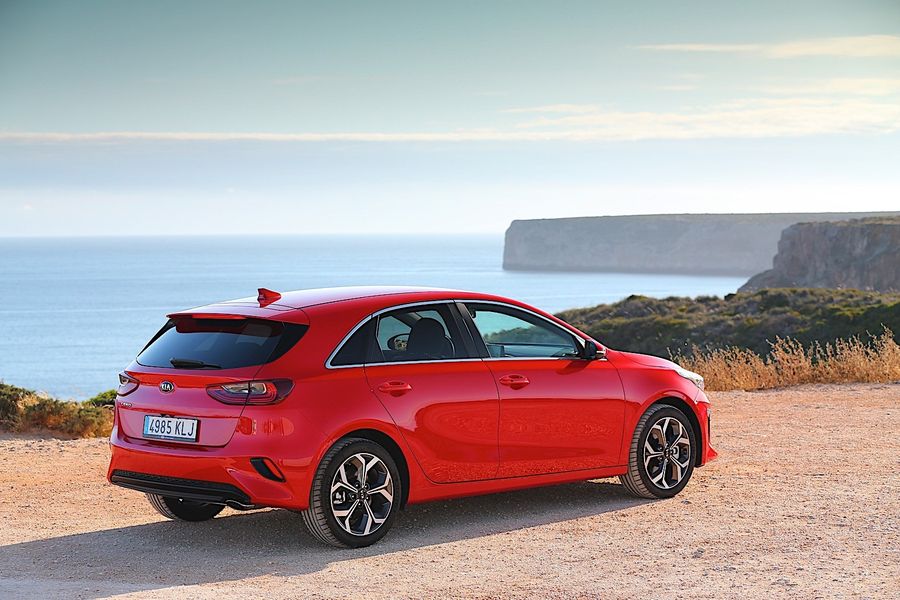 Kia Ceed 2018 sẽ được bán ra đầu tiên tại châu Âu vào tháng 8 năm nay, giá bán từ 554 triệu VNĐ