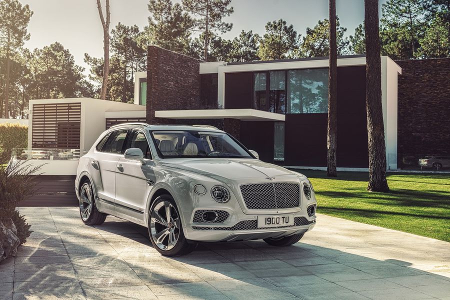 Một chiếc Bentley Bentayga Coupe quyến rũ sẽ được ra mắt trong năm 2019