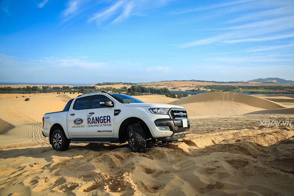 Ford Ranger, Toyota Hilux, Mitsubishi Triton sắp