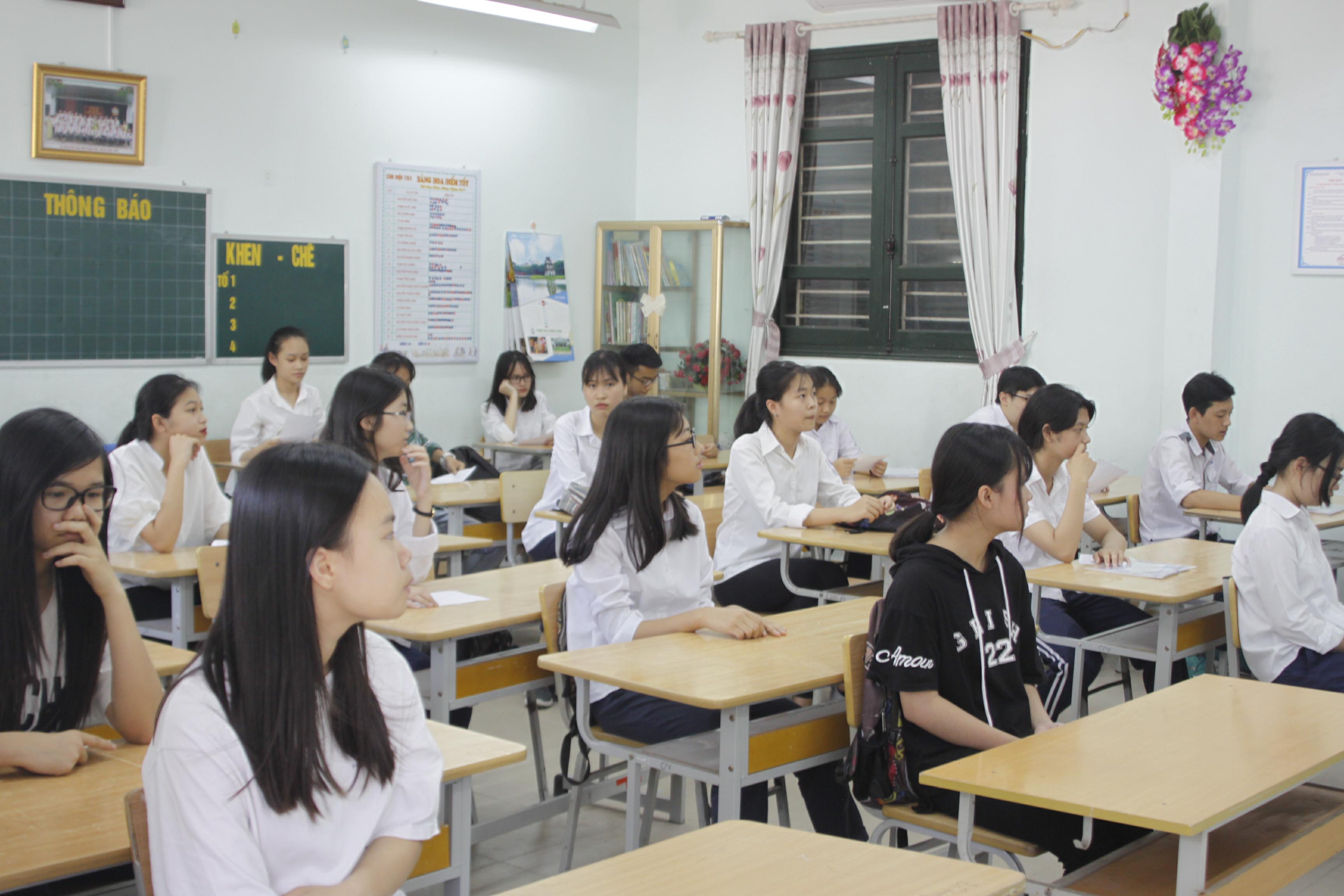 26 thí sinh bị đình chỉ trong buổi thi môn Văn
