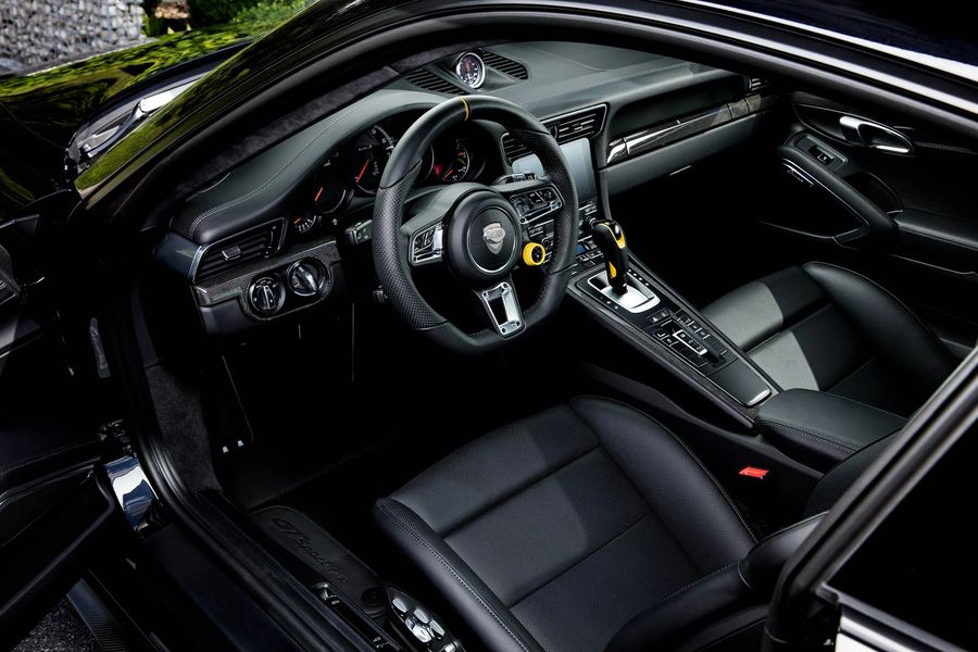 TechArt “chào tạm biệt” Porsche 911 Turbo thế hệ hiện tại với gói “GTsport 1 of 30”