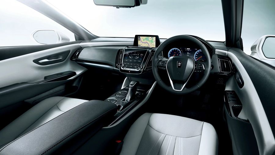 Sedan hạng sang Toyota Crown thế hệ mới chính thức ra mắt, giá từ 963 triệu VNĐ