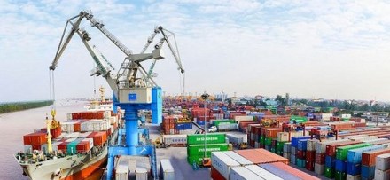 Kim ngạch xuất nhập khẩu cán mốc 200 tỷ USD