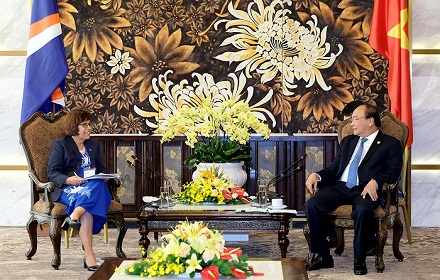 Thủ tướng Nguyễn Xuân Phúc tiếp lãnh đạo các nước dự GEF 6