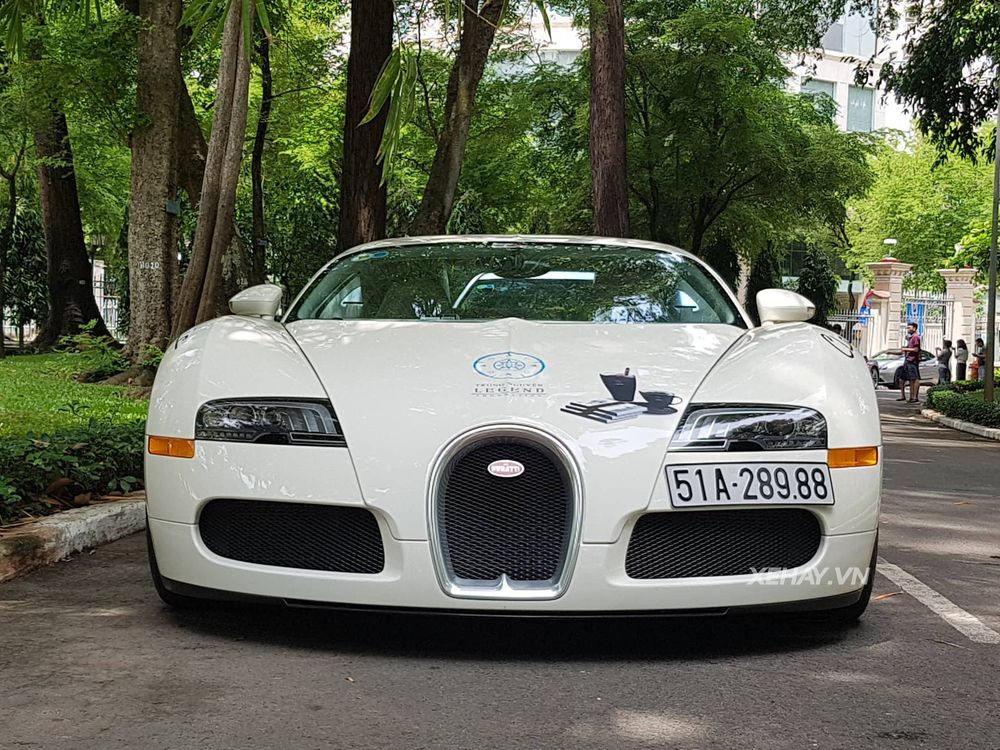 Chạy Roadshow 5 ngày, Bugatti Veyron của đại gia Trung Nguyên