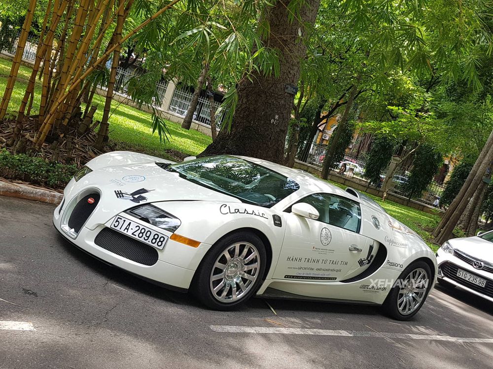 Chạy Roadshow 5 ngày, Bugatti Veyron của đại gia Trung Nguyên 