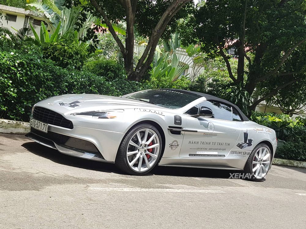 Chạy Roadshow 5 ngày, Bugatti Veyron của đại gia Trung Nguyên 