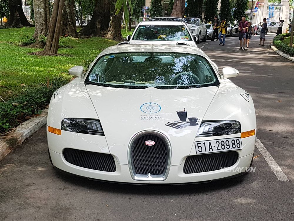 Chạy Roadshow 5 ngày, Bugatti Veyron của đại gia Trung Nguyên 
