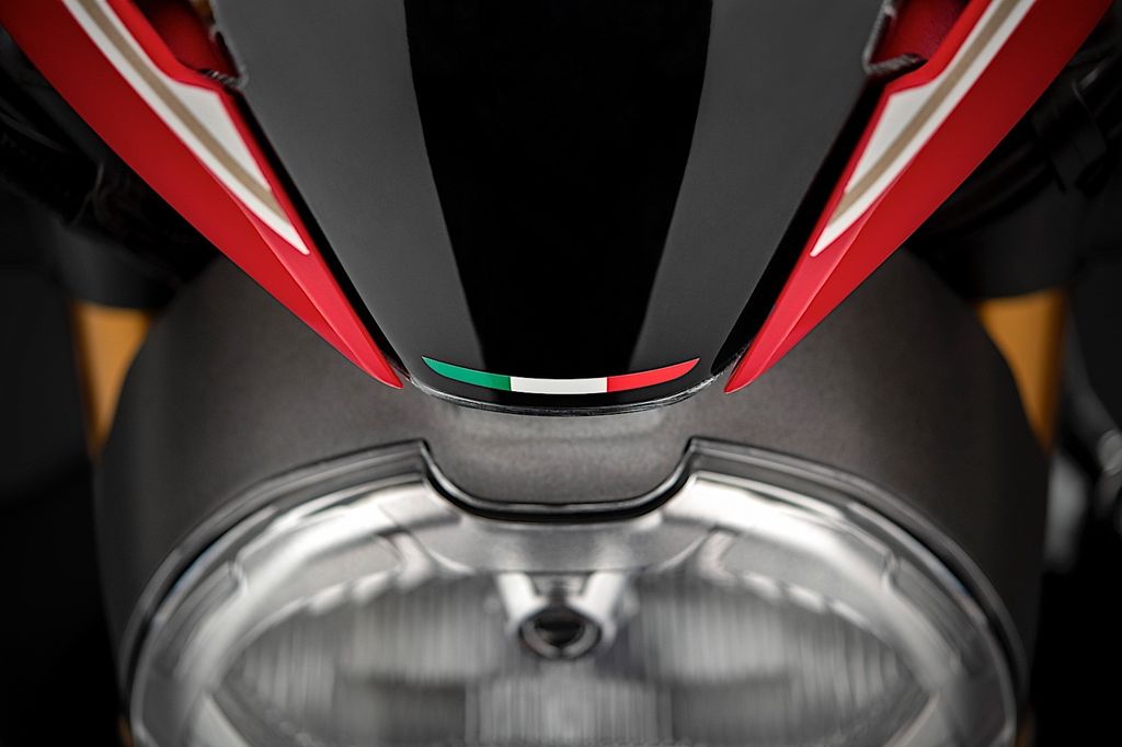 Ducati Monster 1200 giới thiệu phiên bản giới hạn 25 năm có giá 527 triệu đồng