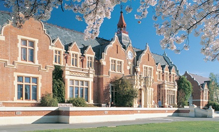 Những ngôi trường làm nên thương hiệu  cho thành phố Christchurch