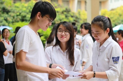 Trường THPT Phan Huy Chú - Đống Đa công bố điểm chuẩn vào 10