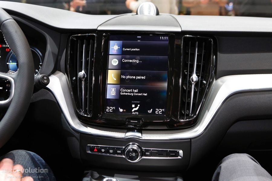 Volvo XC60 2019 dẫn động cầu trước - thêm một lựa chọn rẻ hơn cho khách hàng