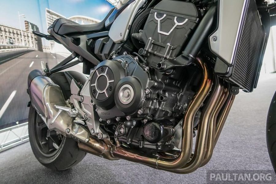 Cặp đôi Honda CB1000R 2018 và Honda CB250R 2018 ra mắt Đông Nam Á