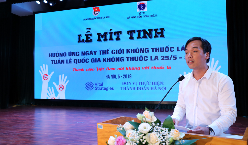 Đồng chí Nguyễn Bình Minh, Ủy viên Ban Thường vụ, Chánh Văn phòng Trung ương Đoàn phát biểu tại buổi lễ