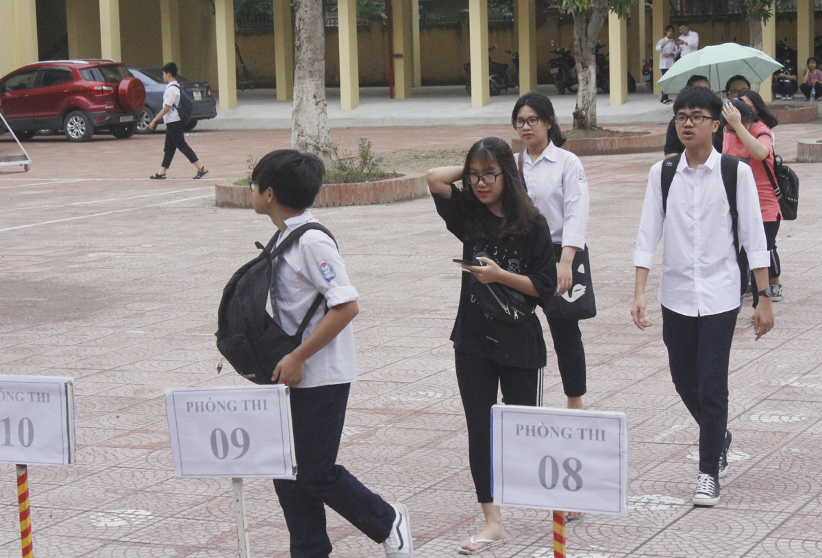 Thi vào lớp 10 công lập: Học sinh Hà Nội bình tĩnh, tự tin trước giờ G