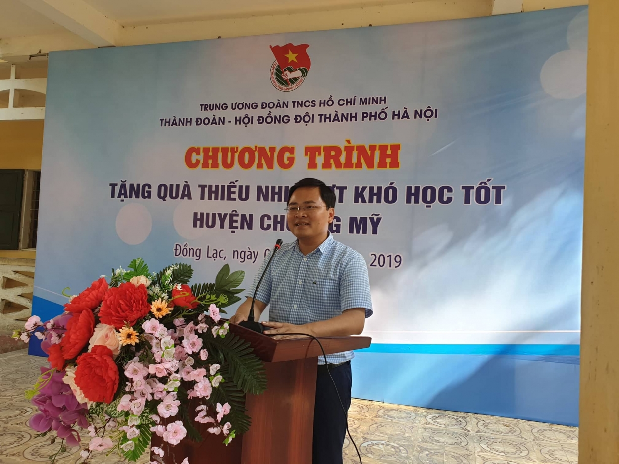 Đồng chí Nguyễn Anh Tuấn, Bí Thư Thường trực Trung ương Đoàn TNCS Hồ Chí Minh phát biểu tại chương trình