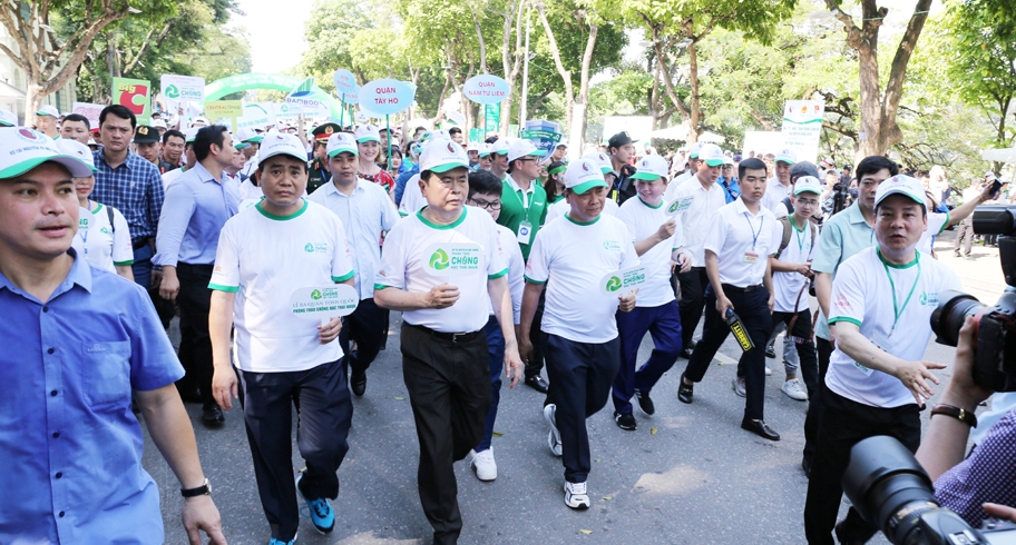 Ra quân toàn quốc phong trào chống rác thải nhựa