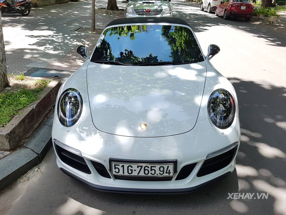 TP.HCM: Bắt gặp siêu phẩm Porsche 911 Targa 4 GTS đầu tiên tại Việt Nam 