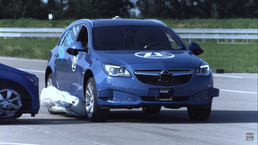 Túi khí an toàn bên hông từ ZF có thể bảo vệ ô tô khi tai nạn