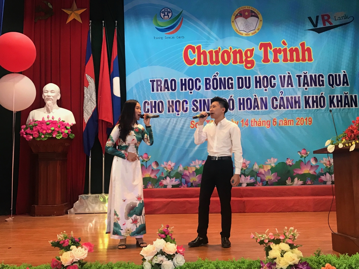 Trao học bổng 1,72 tỷ đồng tới học sinh trường Hữu nghị 80