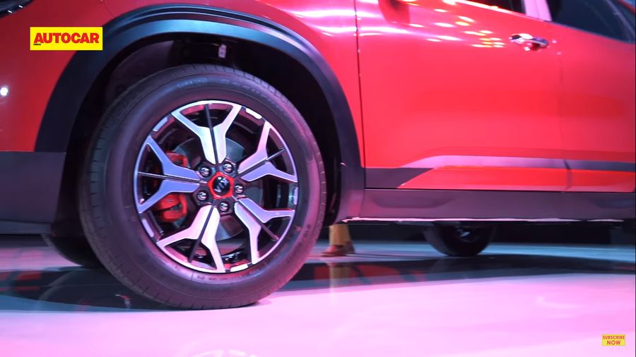 Seltos - chiếc SUV cỡ nhỏ nhà Kia chính thức trình làng với giá dự kiến từ 333 triệu VNĐ