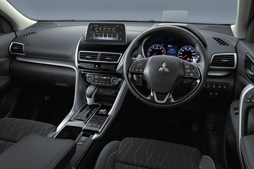 Mitsubishi Eclipse Cross 2019 sử dụng động cơ diesel, giá từ 658 triệu VNĐ ra mắt tại Nhật