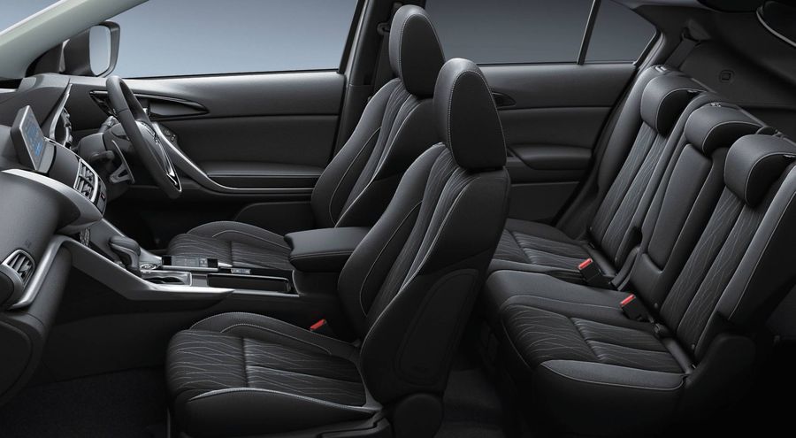 Mitsubishi Eclipse Cross 2019 sử dụng động cơ diesel, giá từ 658 triệu VNĐ ra mắt tại Nhật