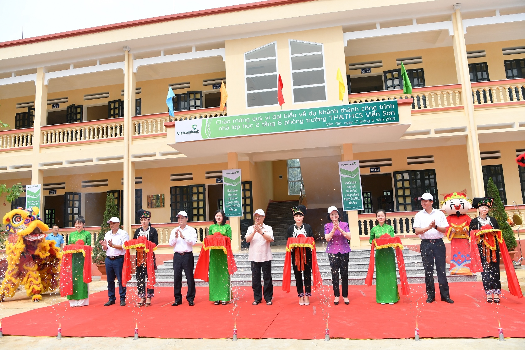 Vietcombank tài trợ 3 tỷ đồng xây trường tại Yên Bái