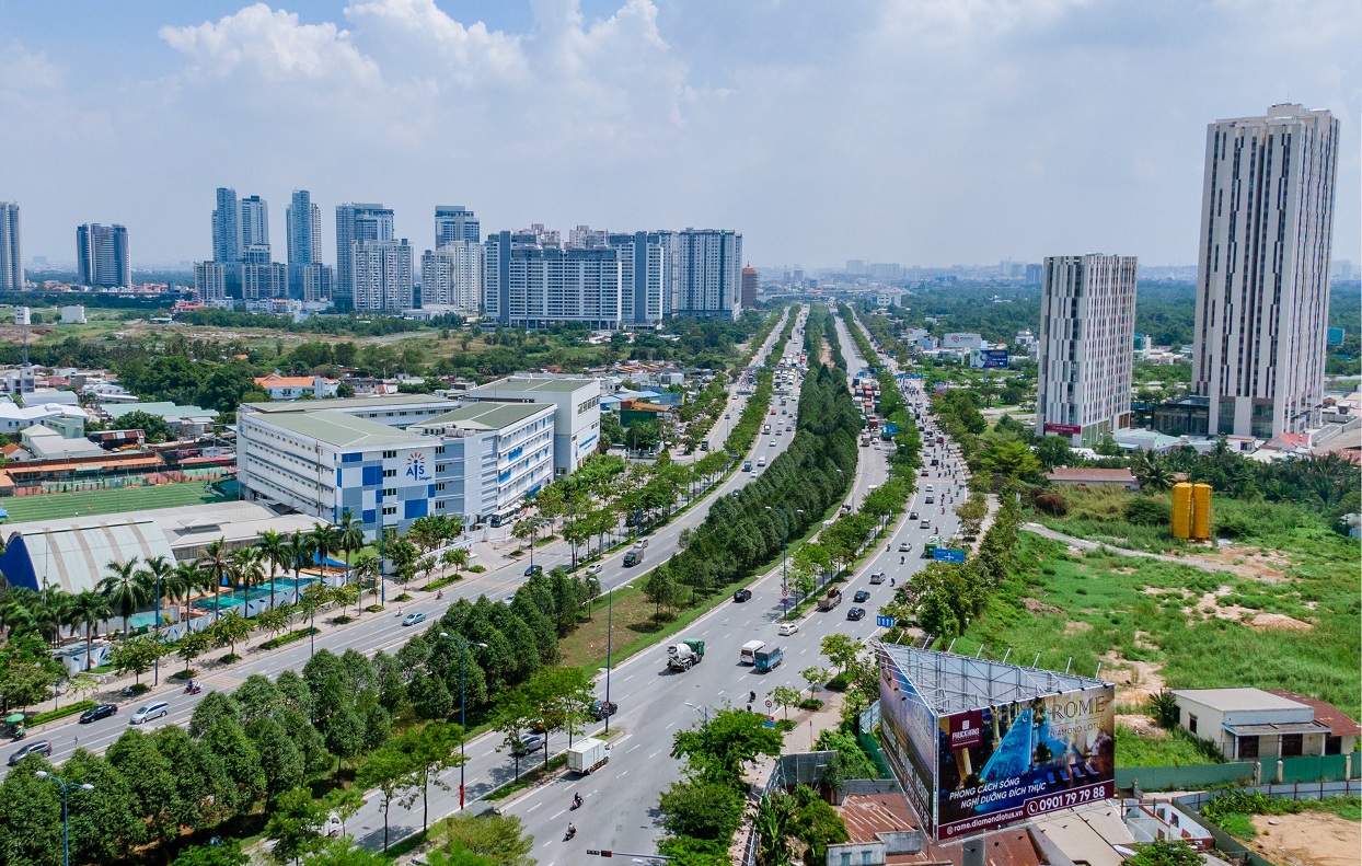 Đại lộ Mai Chí Thọ 12 làn xe giữa trung tâm Thủ Thiêm là tuyến đường tập trung nhiều dự án căn hộ nổi bật của khu Đông Sài Gòn