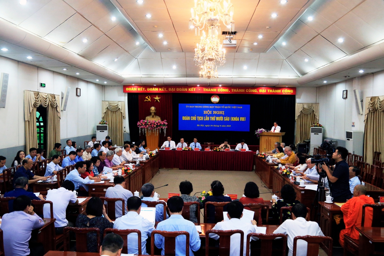 Hội nghị lần thứ mười sáu Đoàn Chủ tịch UBTƯ MTTQ Việt Nam khóa VIII