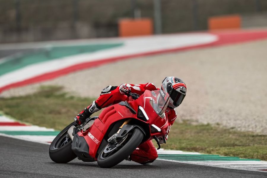 Siêu mô tô Ducati Panigale V4 R 2019 ra mắt Malaysia, giá từ 1,68 tỷ VNĐ