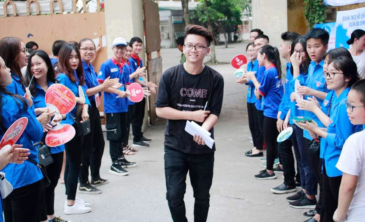Một ngày “trọn niềm vui” với thí sinh Hà Nội thi THPT quốc gia 2019