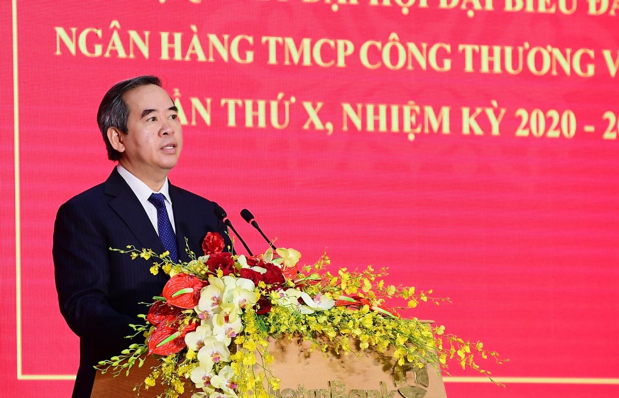 Đồng chí Nguyễn Văn Bình, Ủy viên Bộ Chính trị, Bí thư Trung ương Đảng, Trưởng ban Kinh tế Trung ương phát biểu chỉ đạo