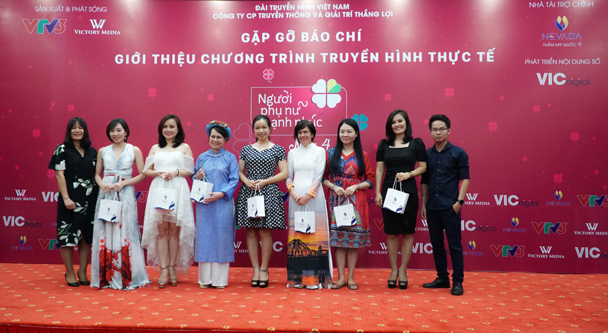 Ra mắt chương trình truyền hình thực tế 