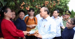 Thủ tướng đúc kết 10 điểm sáng và đưa Bắc Giang vào nhóm dẫn đầu cả nước về tăng trưởng